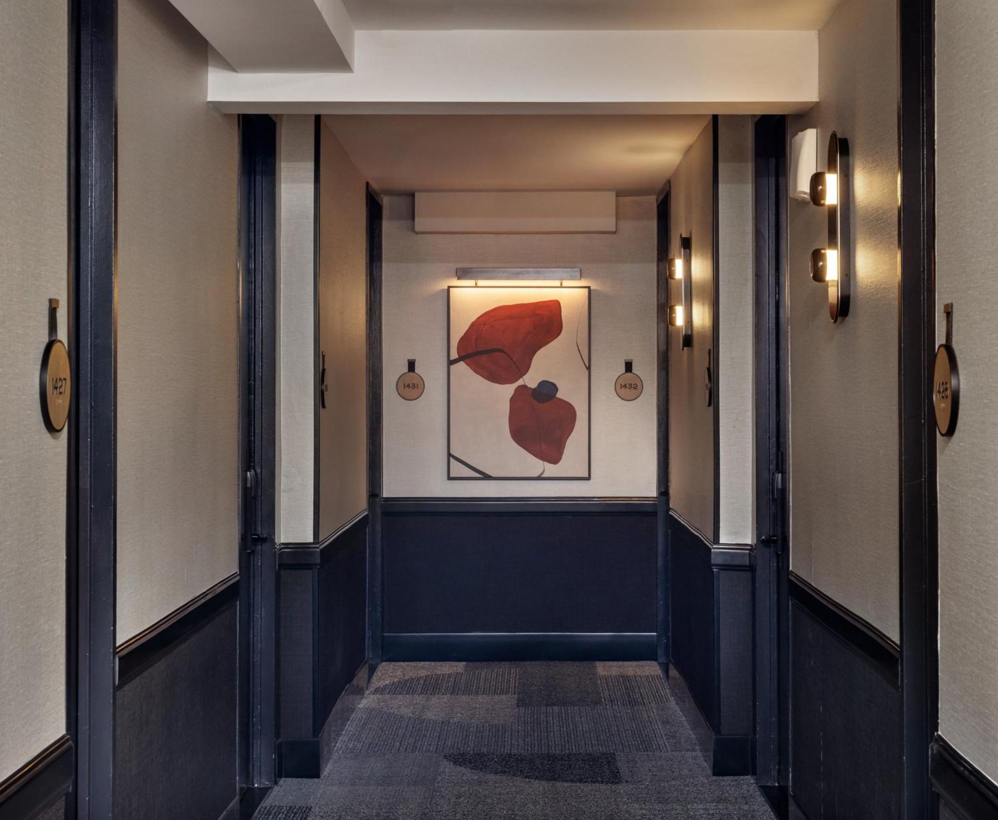 Kimpton Theta New York - Times Square By Ihg Hotel Eksteriør billede Corridor