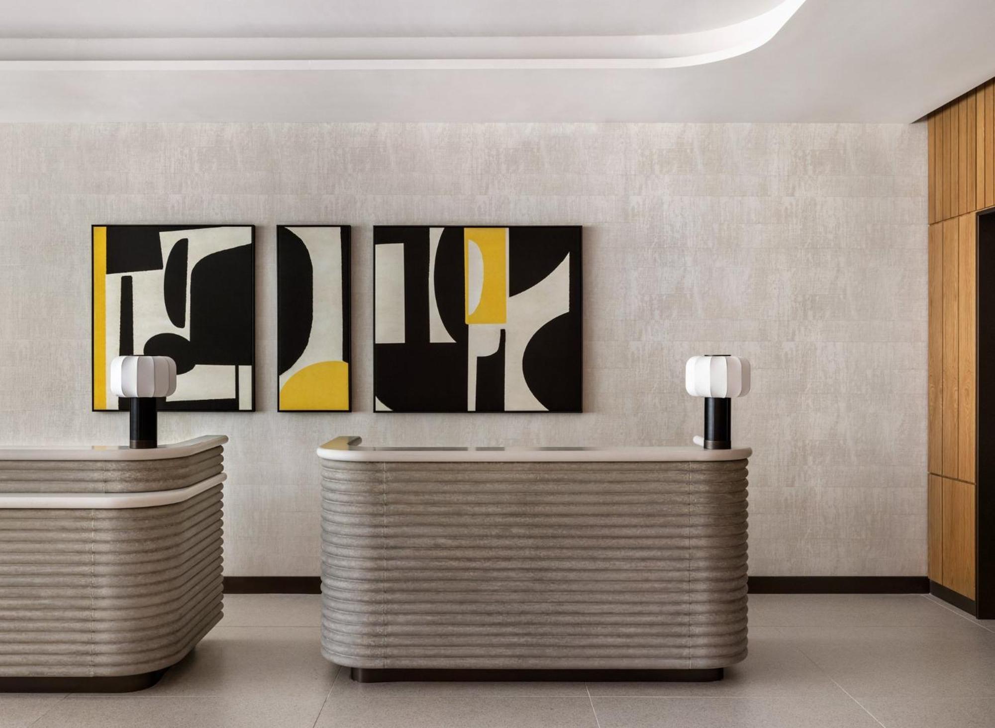 Kimpton Theta New York - Times Square By Ihg Hotel Eksteriør billede The lobby of the hotel